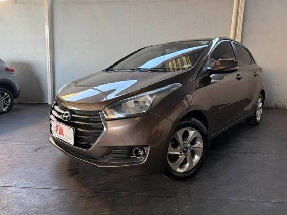 HYUNDAI HB20 1.6 COMFORT STYLE 16V FLEX 4P AUTOMÁTICO HYUNDAI HB20 1.6 COMFORT STYLE 16V FLEX 4P AUTOMÁTICO